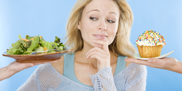 mindfull eating choosing between salad and cake